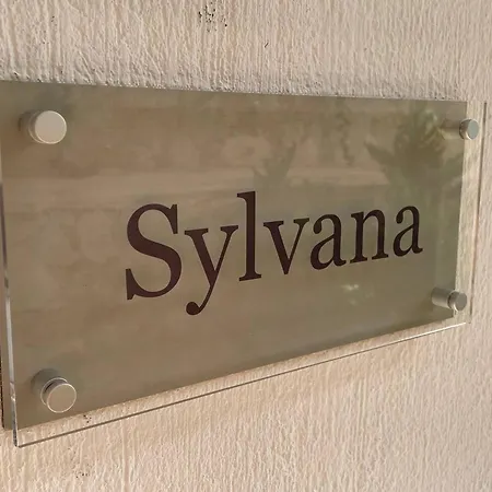 Apartmán Sylvana Apartment- A Little Piece Of Heaven *