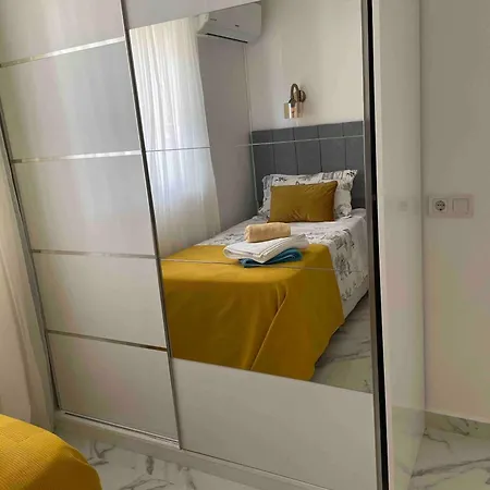 Sylvana Apartment- A Little Piece Of Heaven Apartmán